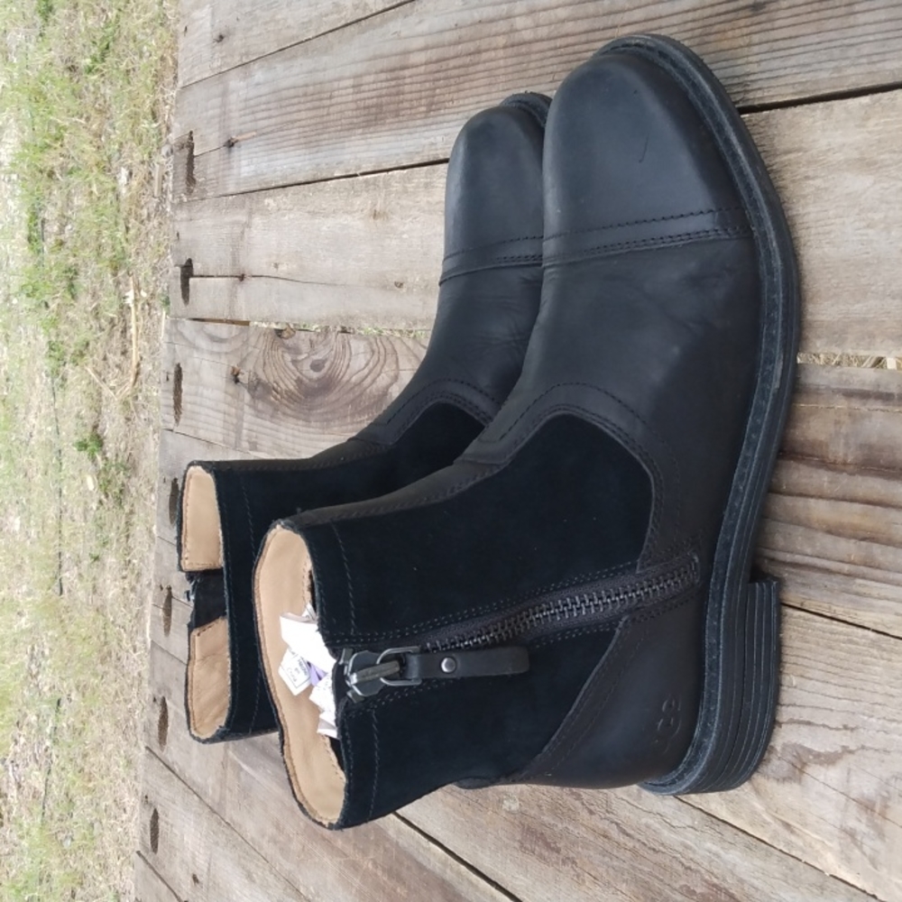 UGG BOOTS